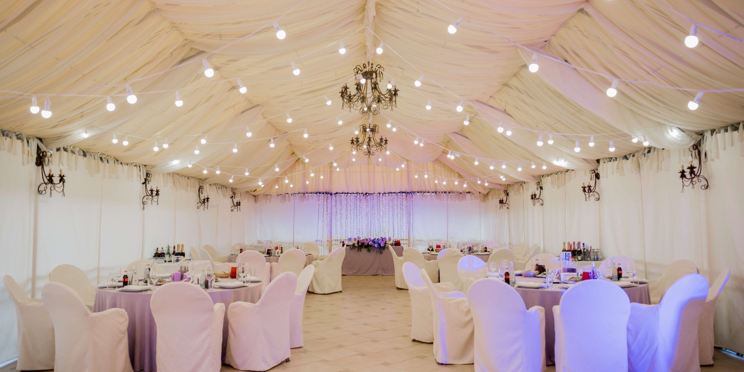 Cuánto cuesta alquilar una carpa para 50 personas