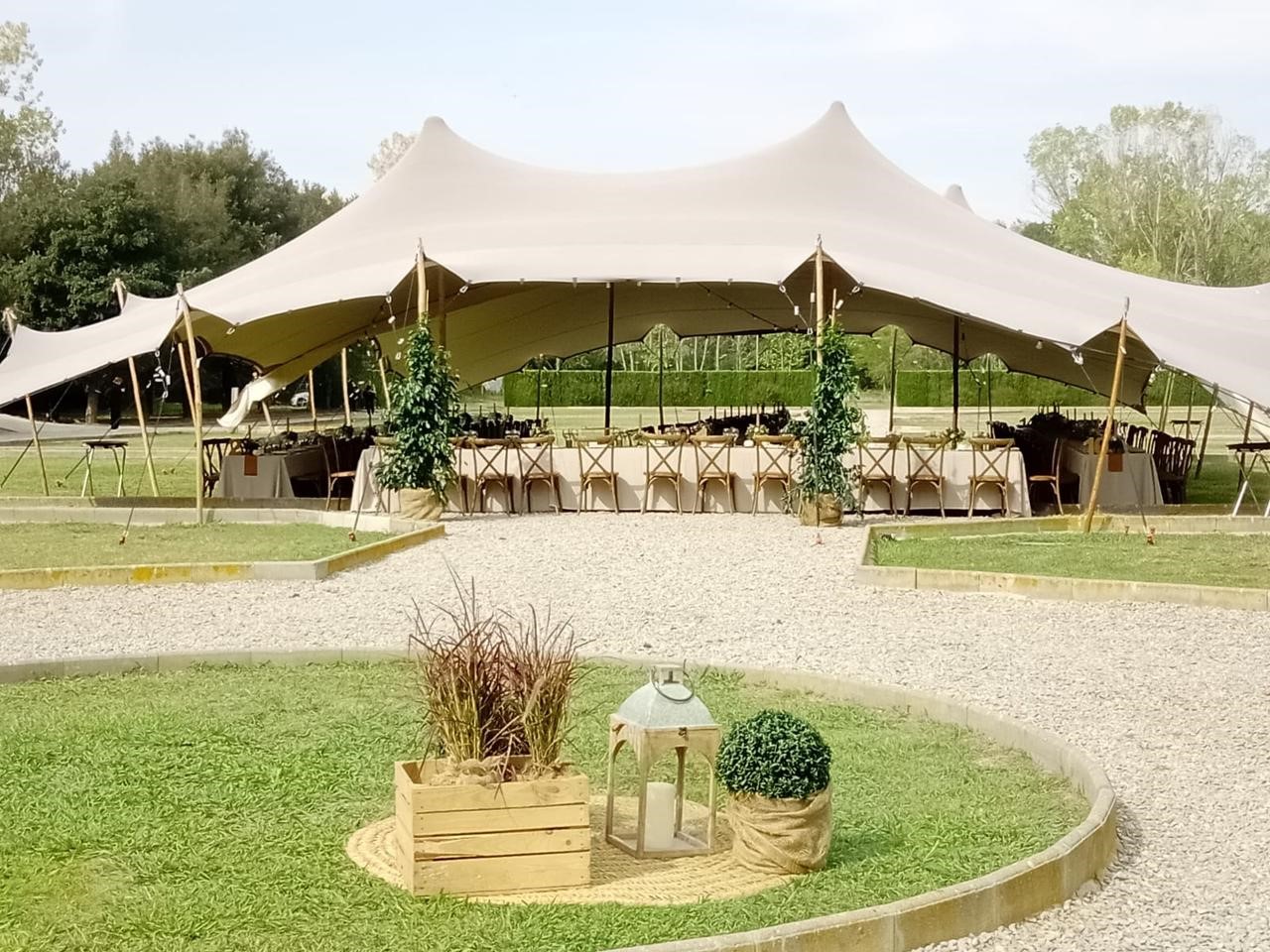 Guía de carpas para eventos al aire libre